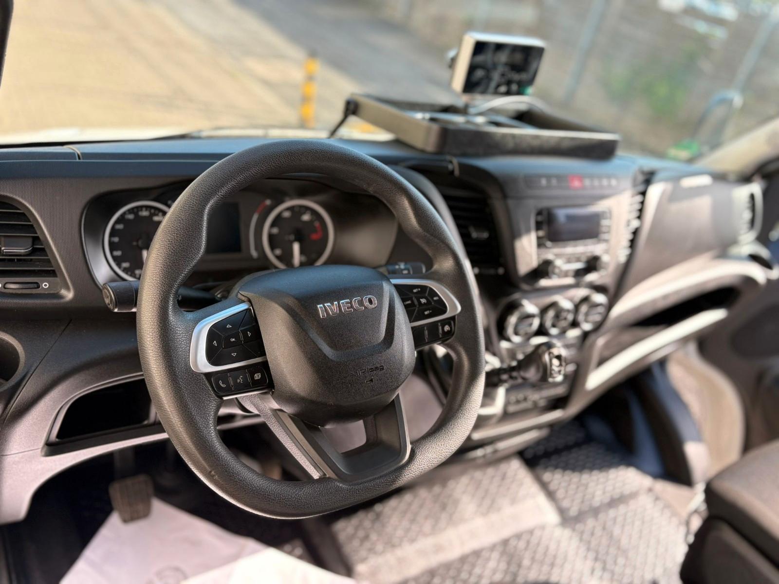 Iveco Daily 70C18/UNIKAT/XXL 5.30P/Schlafkabine/Klima/