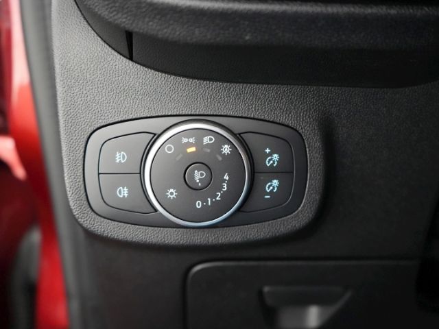Fiesta TITANIUM TDCi+SITZHEIZUNG+PARKPILOT HI+SP
