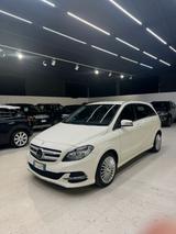 Mercedes-Benz Mercedes-benz B 200 - Mercedes-Benz B 200 mit CNG-Antrieb
