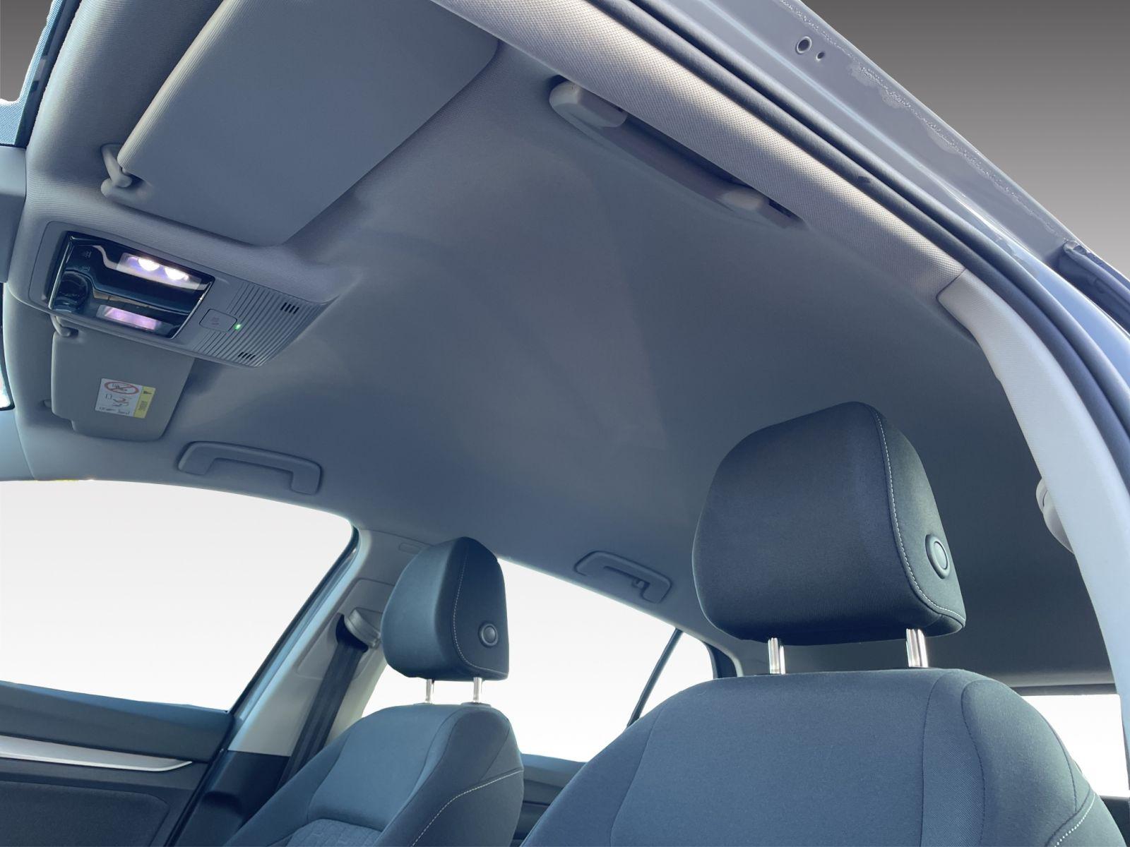 Volkswagen Golf VIII 1.5 eTSI DSG Life AHK Digital Cockpit, миниатюра 9