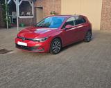 Volkswagen Golf 8 eHybrid; Jetzt Sprit sparen!