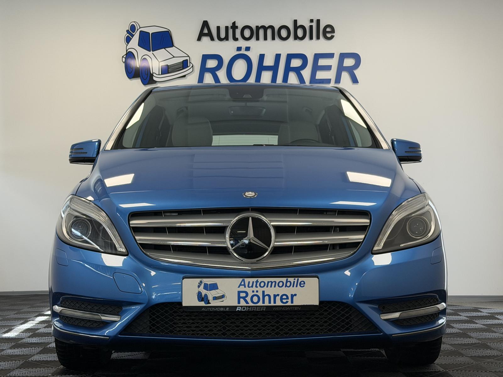 Mercedes-Benz B 250 BlueEff. Aut. Leder Kamera Bi-Xenon Distr+