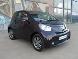 Toyota IQ iQ + Sitzheizung/Klimaautomatik/Sehr gepflegt - Toyota in Brandenburg an der Havel