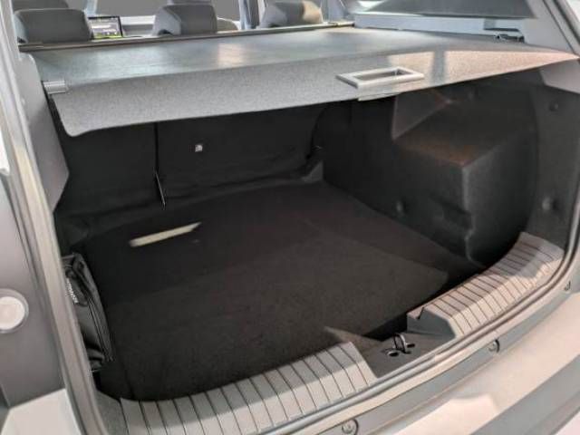 Fahrzeugabbildung Dacia Bigster Essential TCe 140