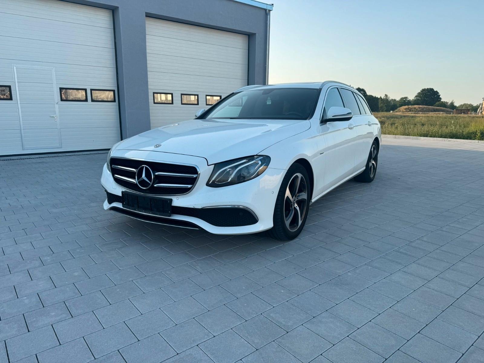 Mercedes-Benz E 300 E T-Modell E 300 d
