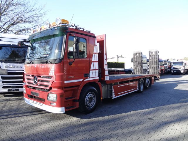 Mercedes-Benz Actros 2541 6X2 Maschinentransporter