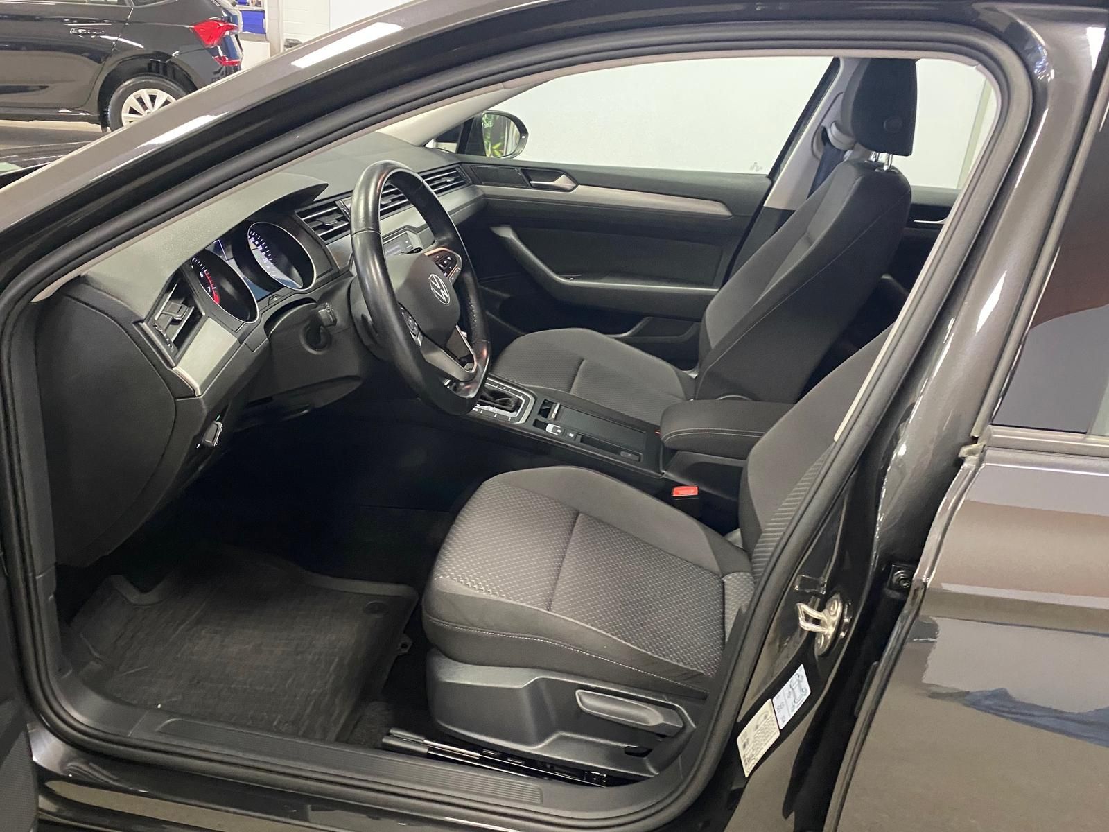 Fahrzeugabbildung Volkswagen Passat Variant 1.5 TSI DSG+APP+NAVI+SHZ+ALLWETT+