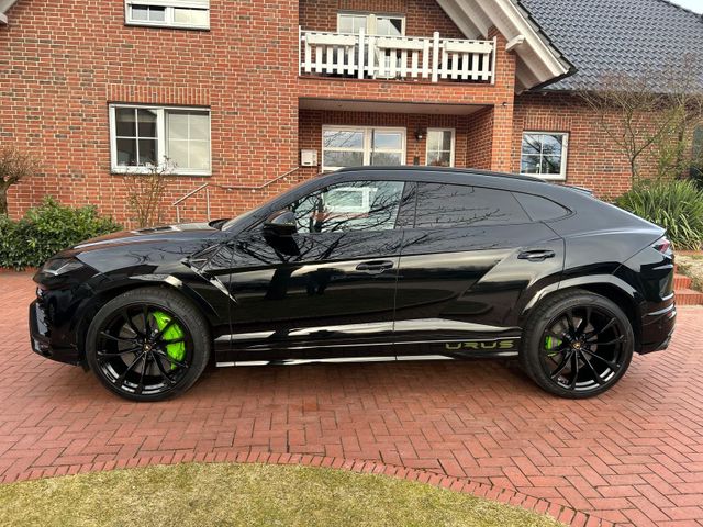 Lamborghini Urus 4.0 V8 Soft-Close Head-Up Bang&Olufsen