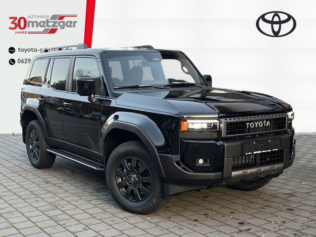 Image of Toyota Land Cruiser