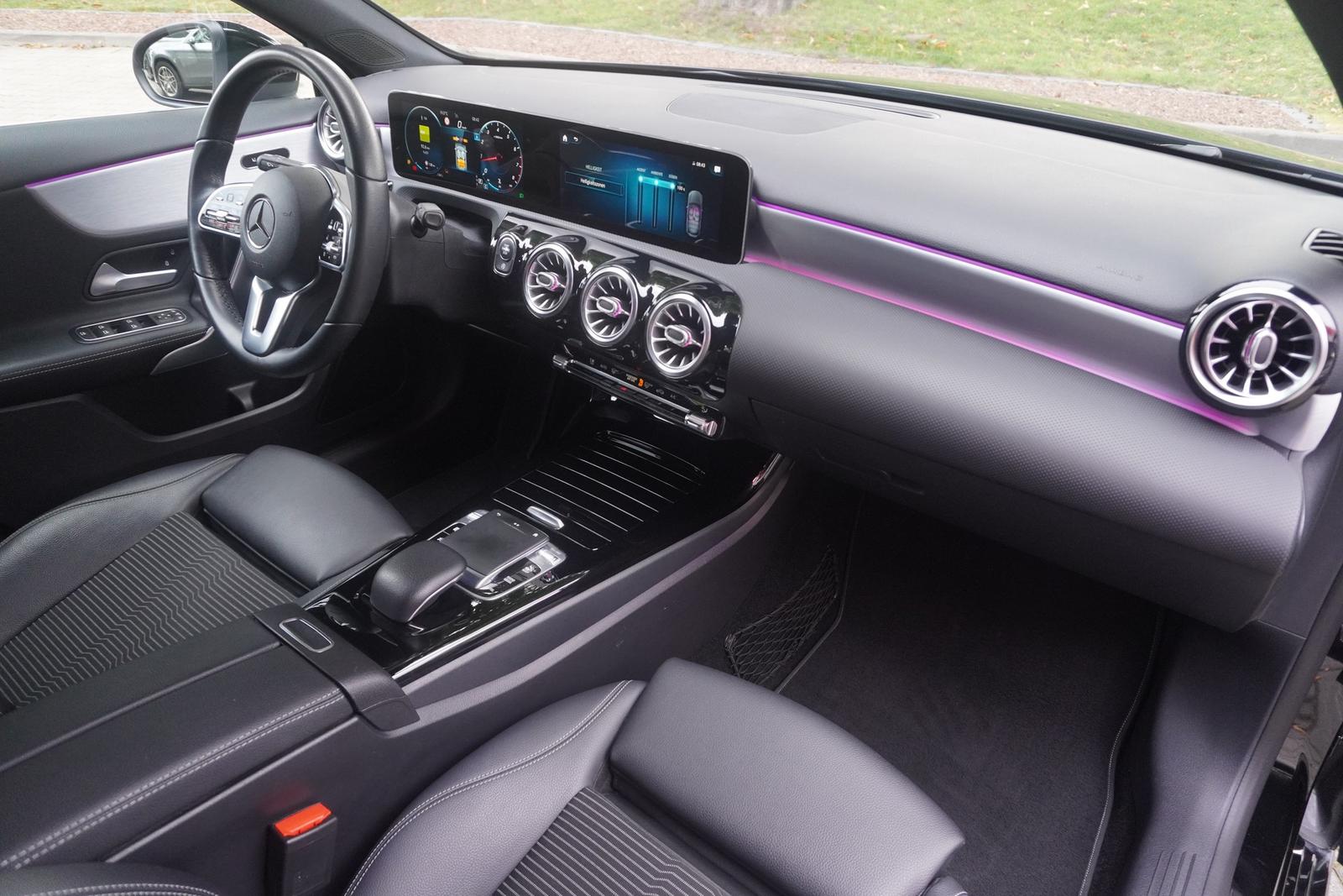 Mercedes-Benz A-Class A200 Edition 19 Totwinkel LED Digitales Cockpit, миниатюра 13