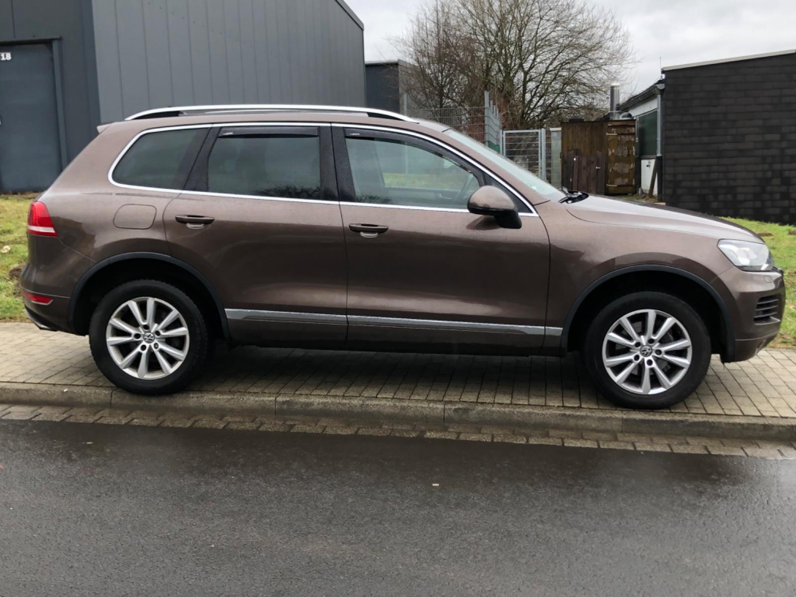 Volkswagen Touareg V6 TDI  Panorama+360 Cam+//TURBO DEFEKT!