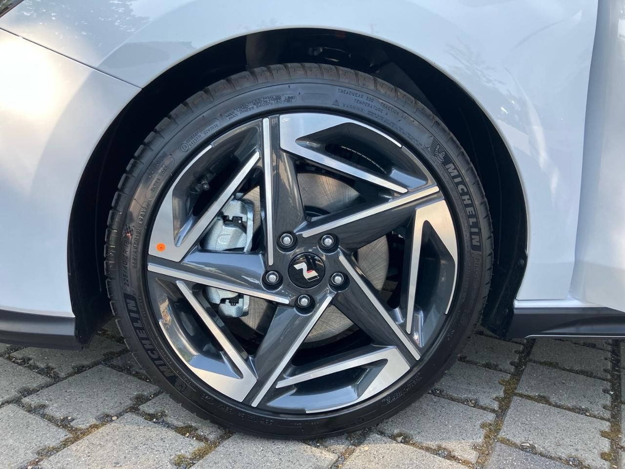 Fahrzeugabbildung Hyundai i30 N-LINE X ACC AUT DynLicht Kam. KeyLess LED