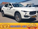 Maserati Levante S 430PS+NEU+TZ+EU+VOLL+TWINTURBO