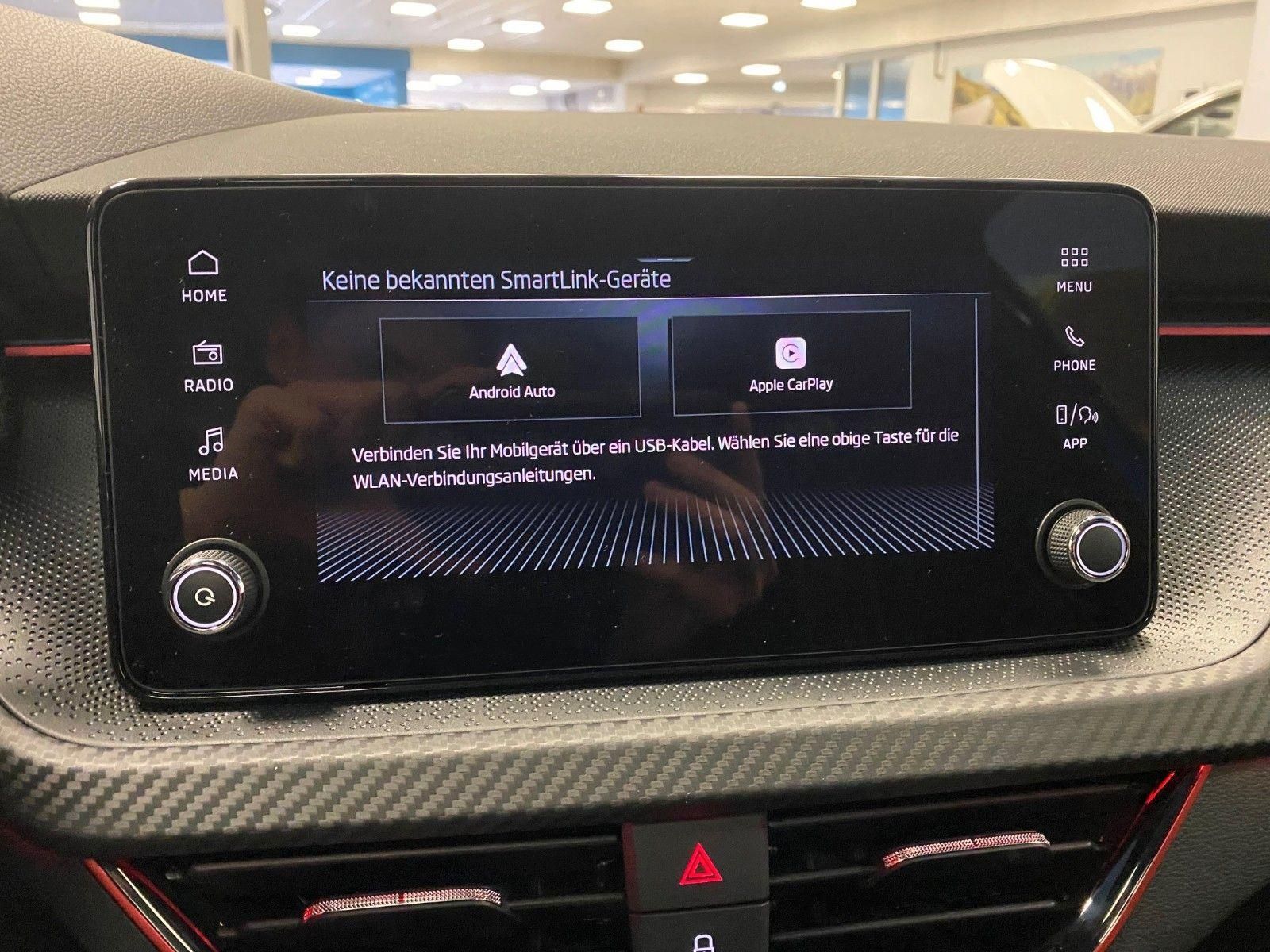 Fahrzeugabbildung SKODA Kamiq 1.5 TSI ACT DSG Monte Carlo+AHK+MATRIX++++