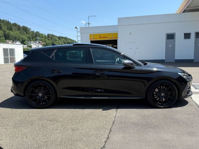 Leon VZ 2.0 TSI DSG Navi Sound ACC Pano PLA