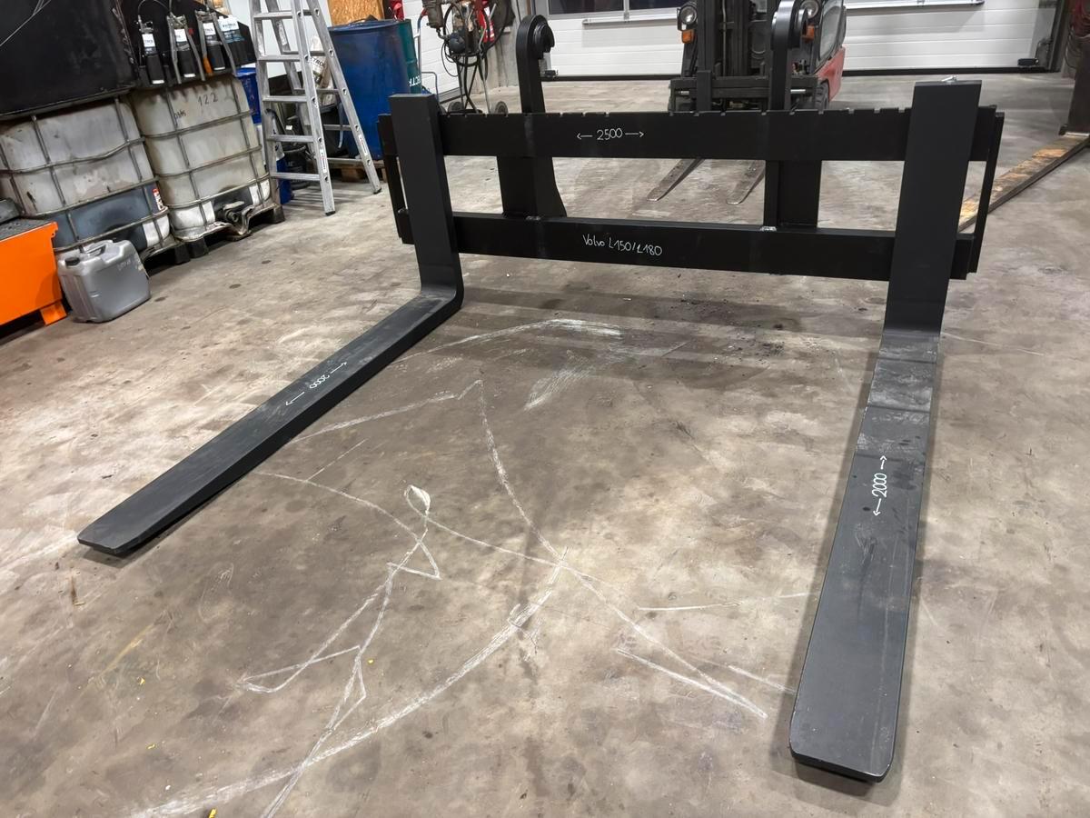 Volvo Ladegabel für Volvo Radlader L150 / L180 "NEU"
