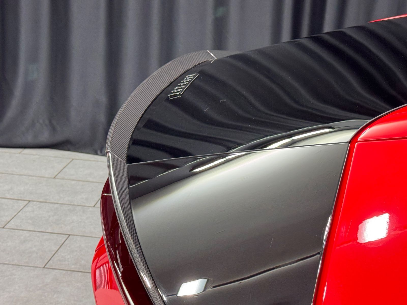 Fahrzeugabbildung Ferrari 12Cilindri|LIFT|FULL-CARBON|RACING-SEAT|ON STOCK