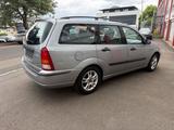 Ford Focus Kombi 1,6 Benziner erste hand - Ford Focus aus 2004: Kombi