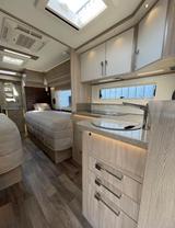 Kabe Imperial I810 LT ,  mit Heckbad - Offers