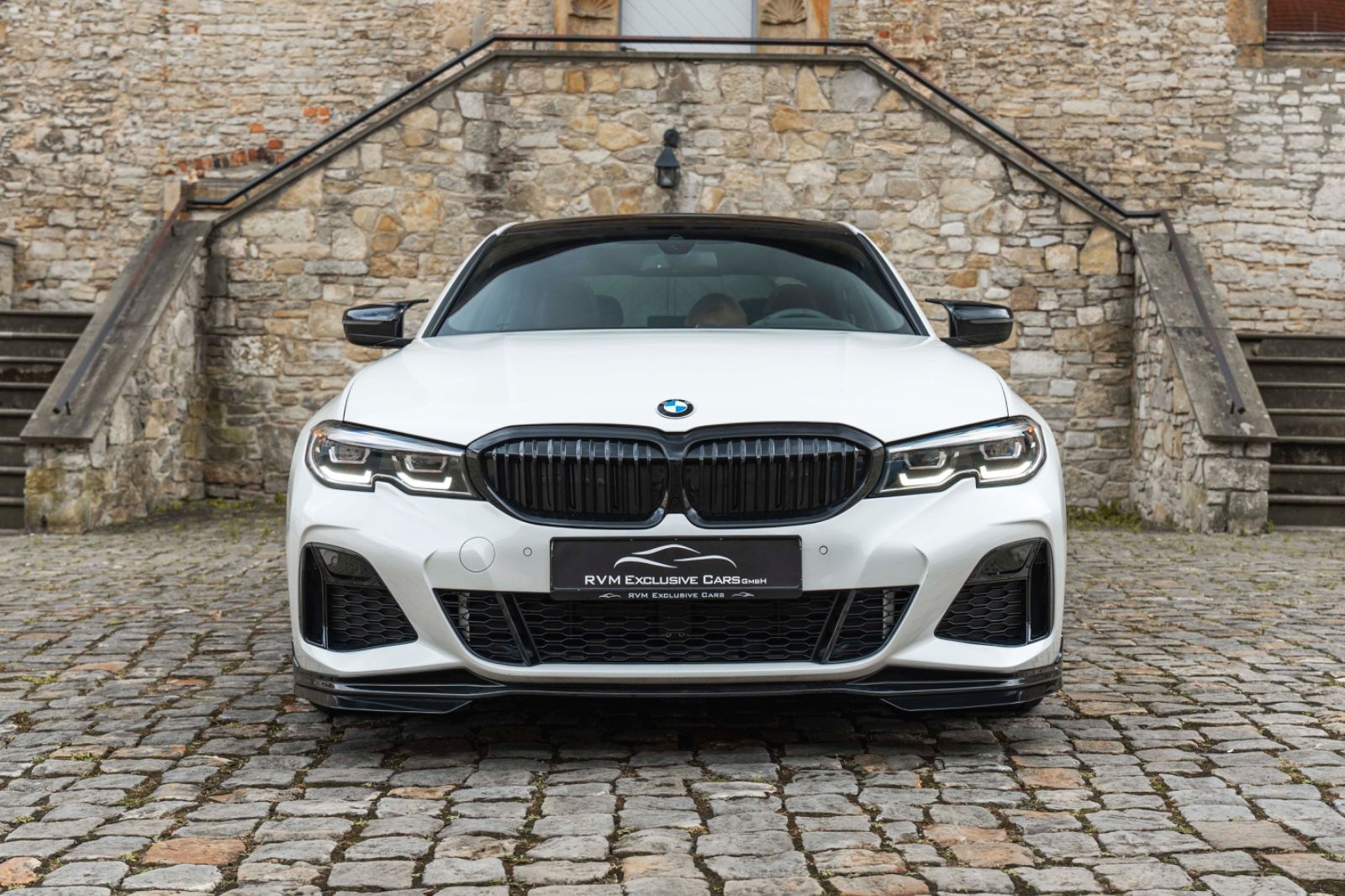 Fahrzeugabbildung BMW 330iX M-Performace HUD LED HIFI KAM TOTW ALC
