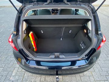 Bild 21 Ford FIESTA COOL & CONNECT