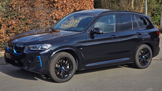 BMW iX3 Impressive M-Sport PANO+HUD+ACC+HarmK+Laser