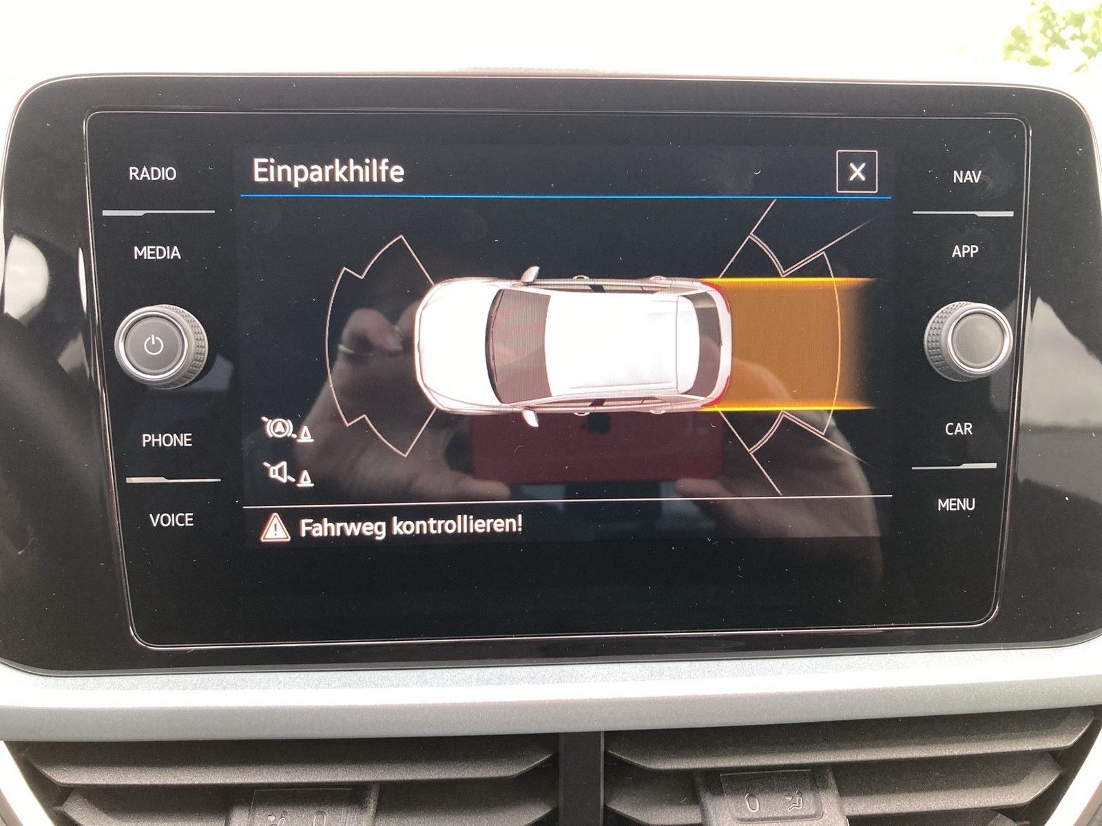Fahrzeugabbildung Volkswagen T-Roc TSI Goal DSG LEDplus Navi AID ACC SHZ Park