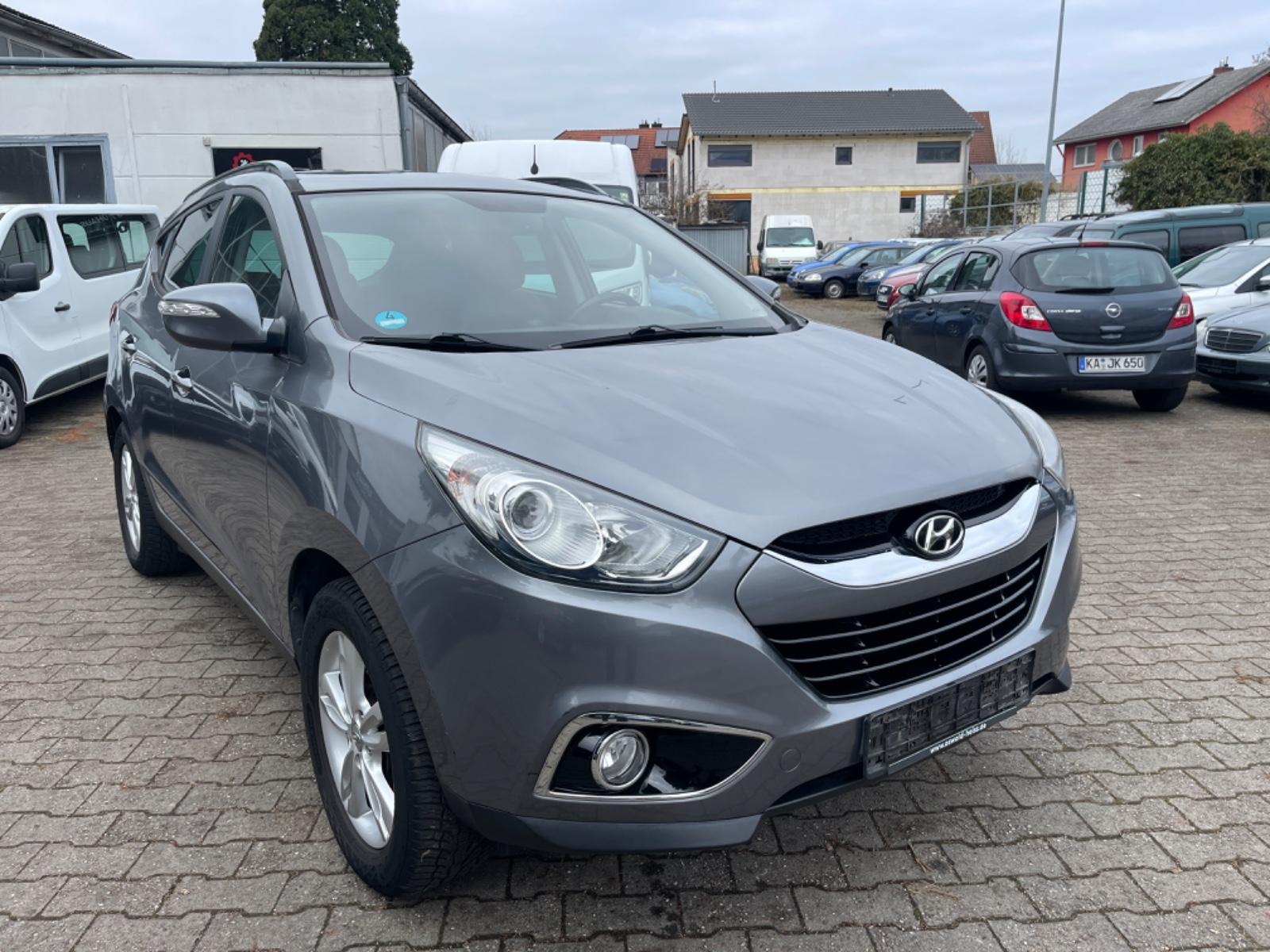 Hyundai ix35 5 Star Edition 2WD*1 HAND*AHK*TÜV*TEILLEDER