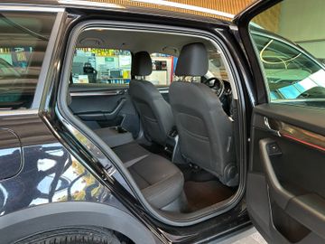 MYAUTOCENTER – Gebraucht- und Jahreswagen mit Werkstattservice in Pfaffenhofen Skoda Octavia Combi Scout 4x4 *TÜV Neu*TOP Zustand*