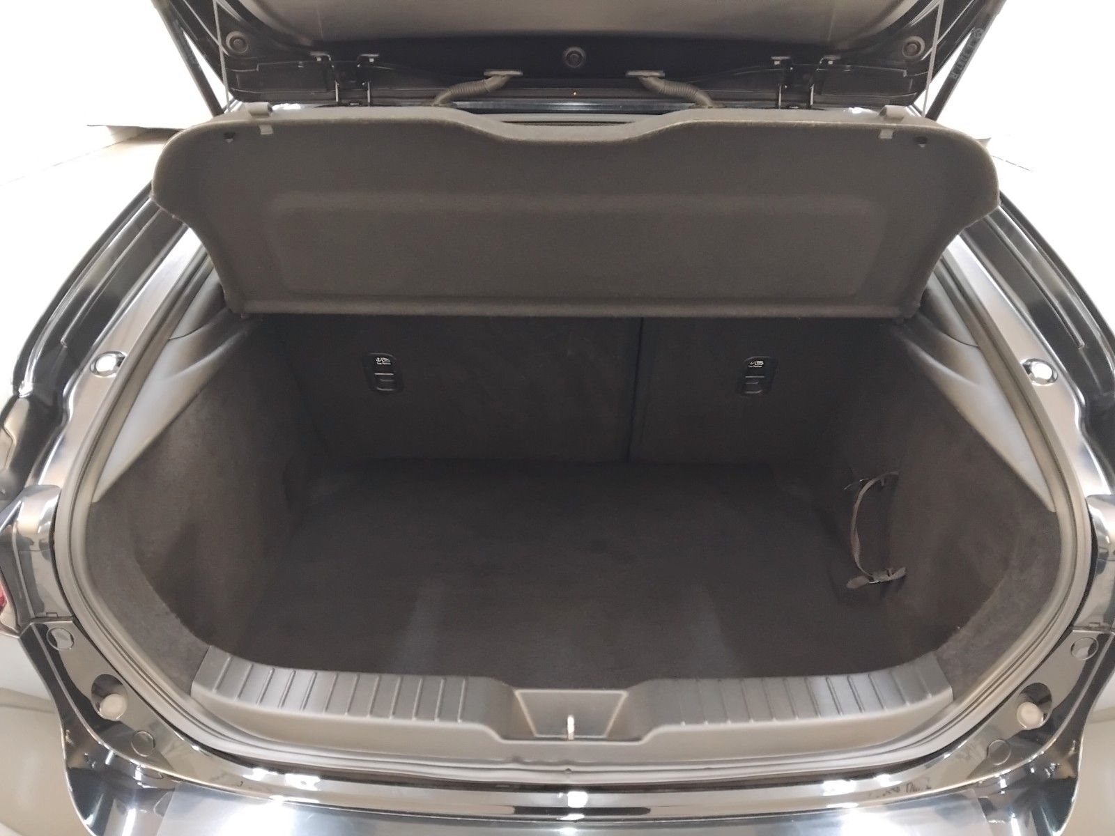 Mazda 3 (09/2019, Benzin)