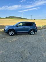 Toyota RAV 4 2.0-l-VVT-i 4x4 Executive Executive - Toyota RAV 4 Gebrauchtwagen in München