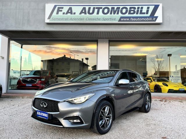 Infiniti INFINITI Q30 1.5 diesel DCT Premium