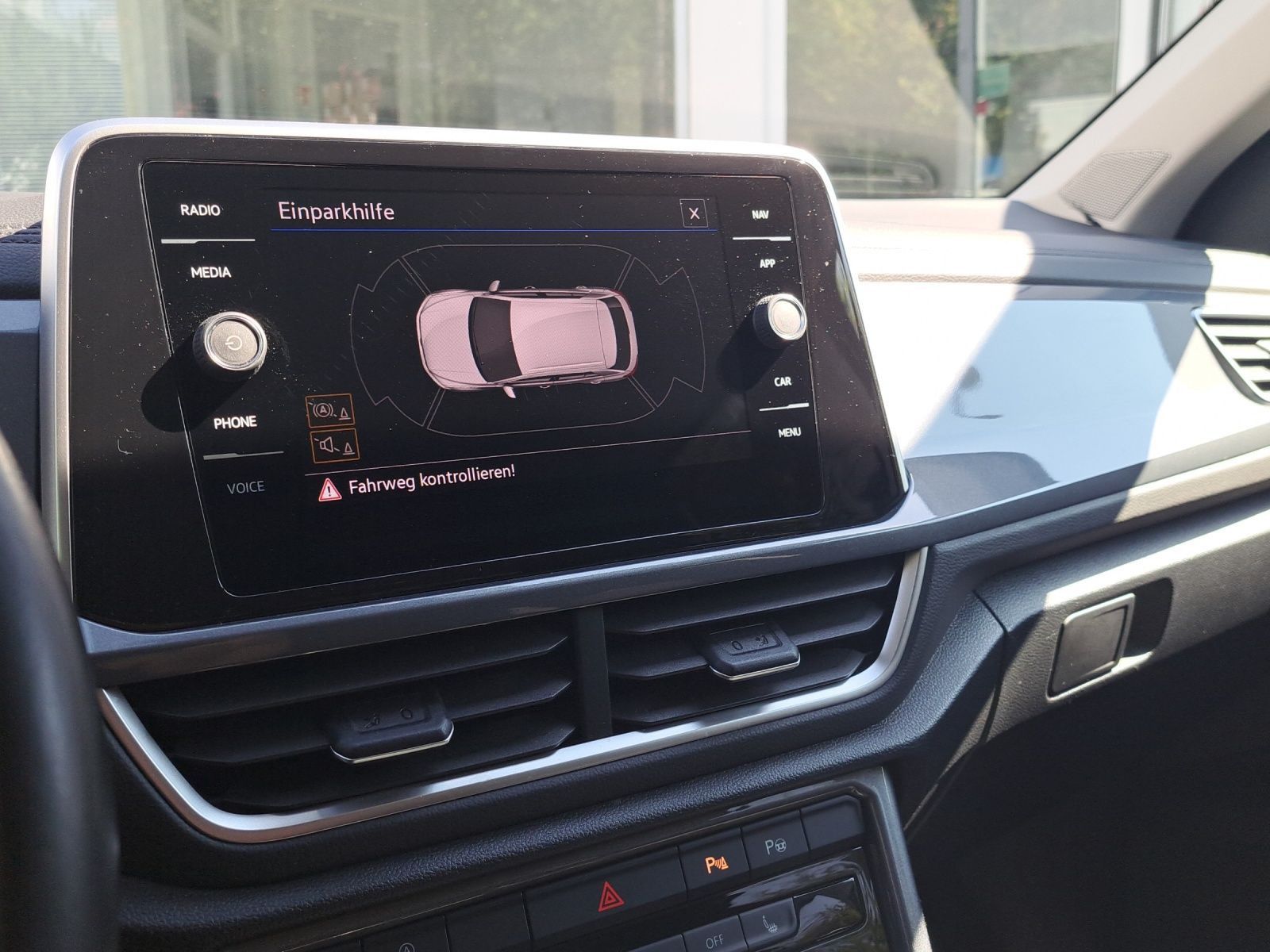 Volkswagen T-Roc - Bild 12