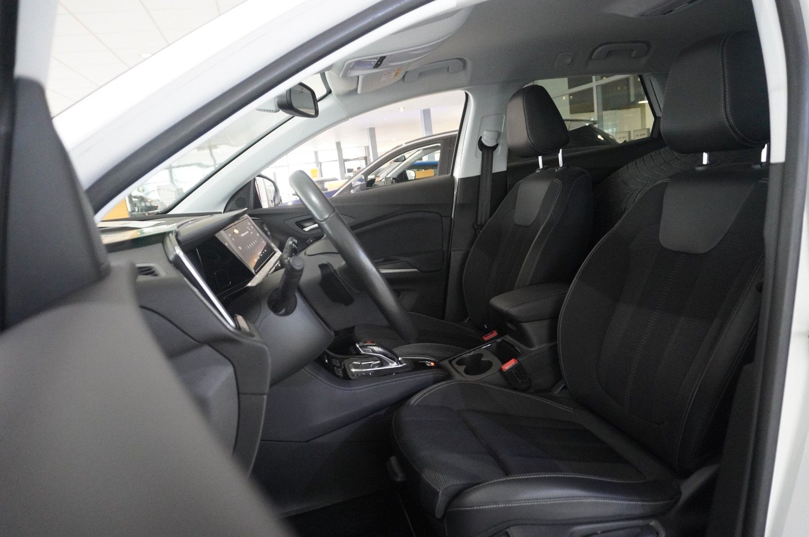 Fahrzeugabbildung Opel Grandland (X) 1.5D ELEGACE NAVI/LED/KAMERA/AHK