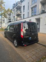 Ford Tourneo Connect 1.5 TDCi 88kW PowerShift Tit... - Ford Tourneo Connect: 1.8
