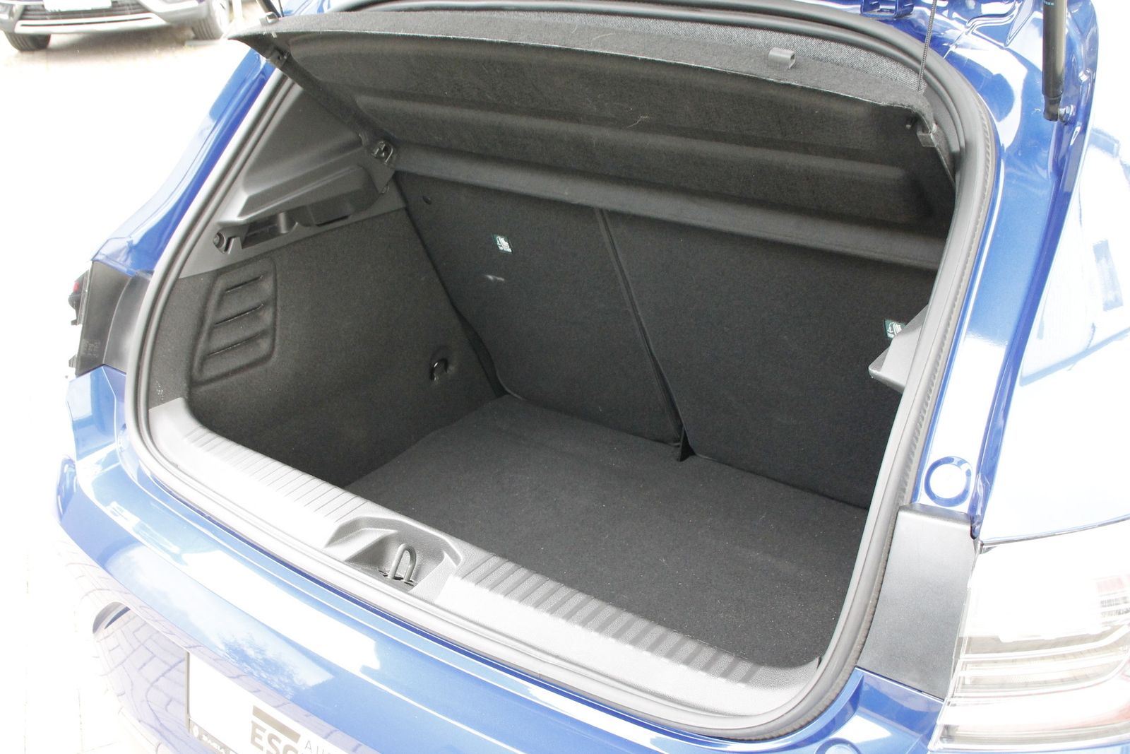 Fahrzeugabbildung Renault Clio ESPRIT ALPINE E-TECH FULL HYBRID 145