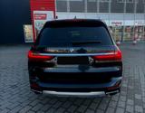 BMW X7 xDrive30d Luxus-SUV mit seltener Ausstattung - BMW X7 mit Diesel-Antrieb: Automatik
