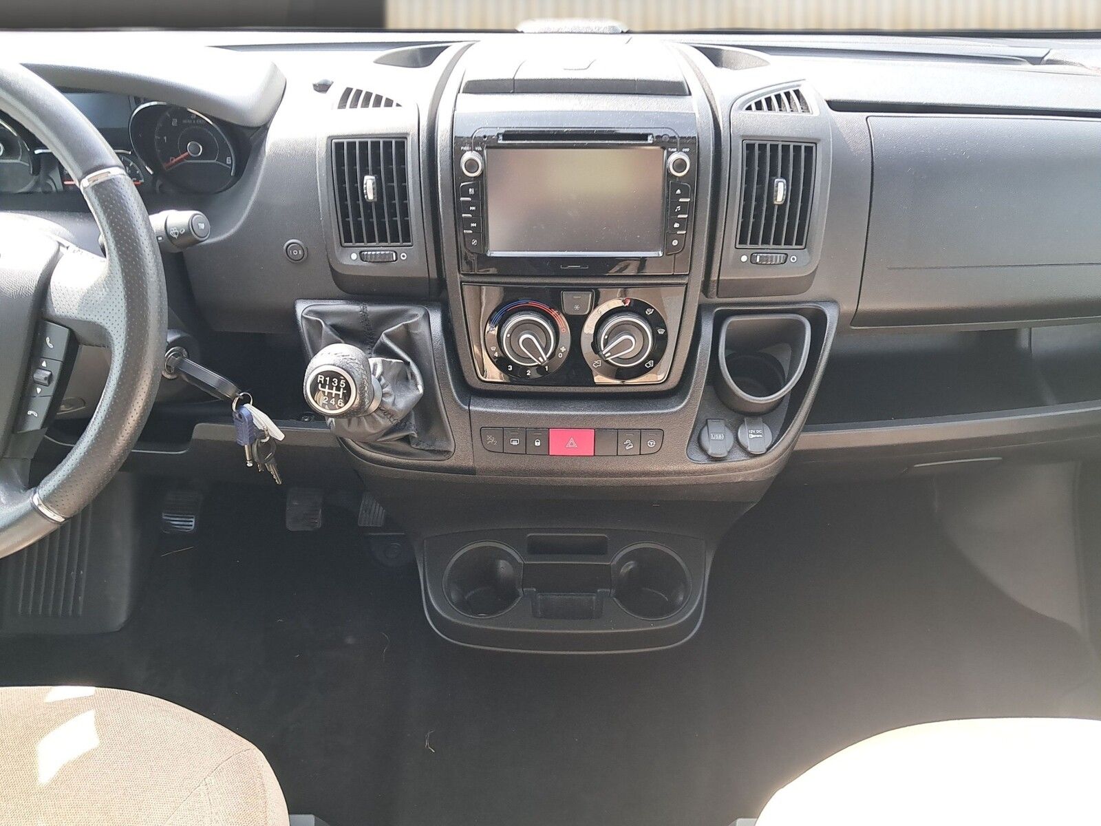 Fahrzeugabbildung Karmann Dexter 540 Markise,Navi,Solar,SAT,TV