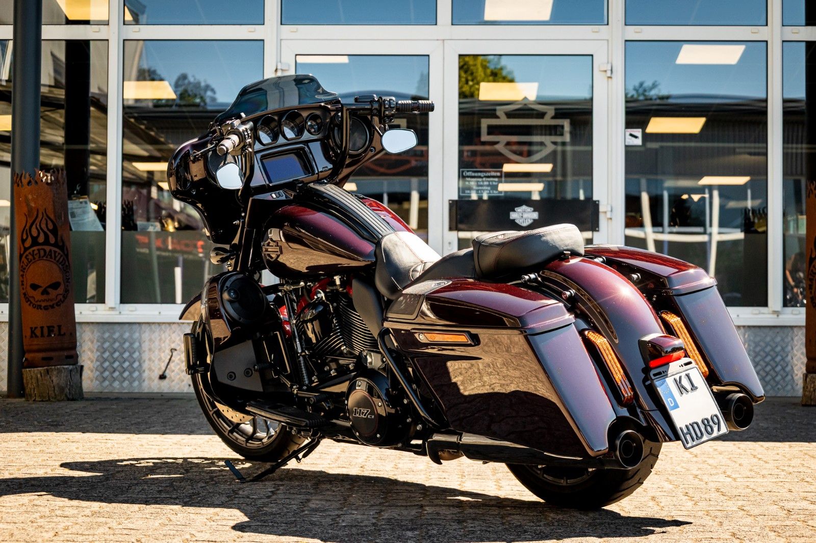 Fahrzeugabbildung Harley-Davidson CVO STREET GLIDE 117 FLHXSE