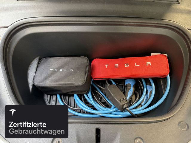 Tesla Model Y Long Range AWD foto 8