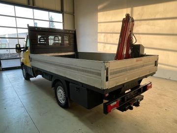Fahrzeugabbildung Iveco Daily 35S15 Pritsche mit Kran