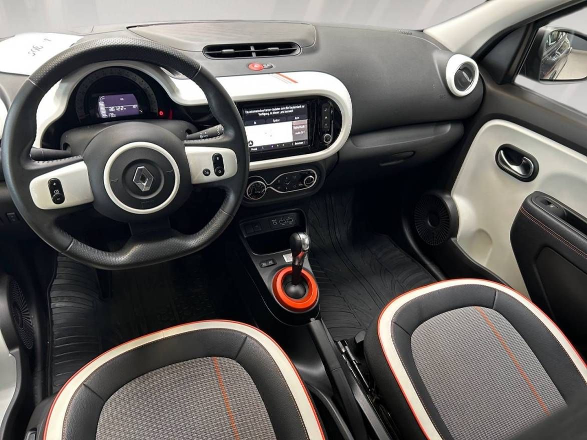 Fahrzeugabbildung Renault TWINGO E-TECH 100% el. VIBES