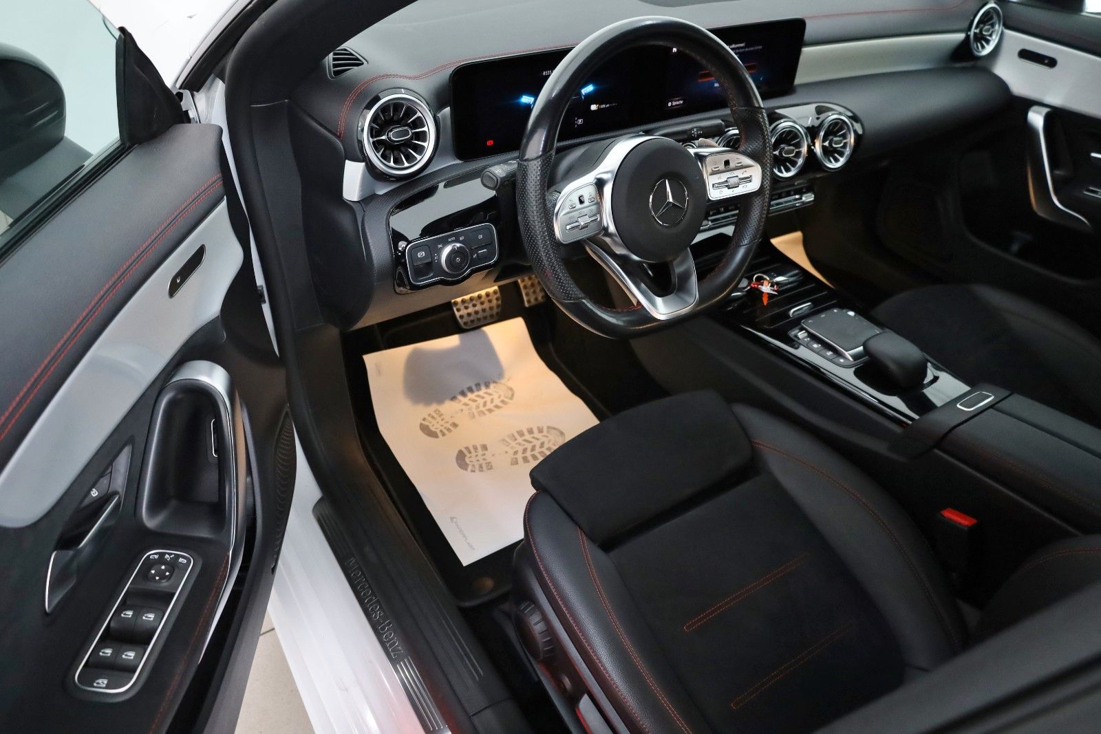 Fahrzeugabbildung Mercedes-Benz CLA 250 e Coupe, AMG line,Navi,LED,SH,Kamera