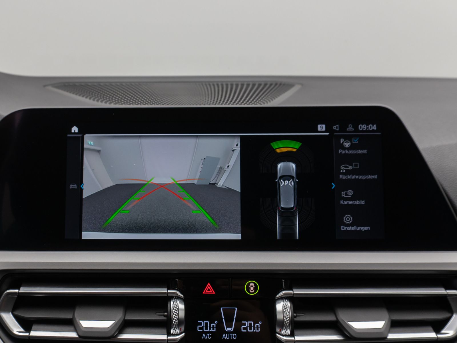 Fahrzeugabbildung BMW 320e Kamera Leder DAB Alarm DrivAssistent Sport