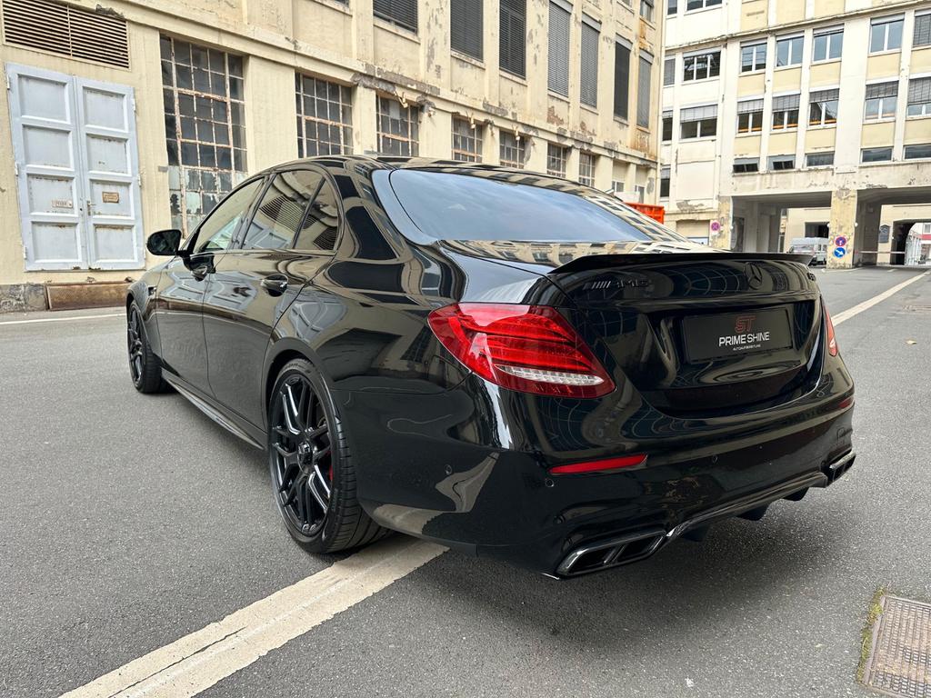 Mercedes-Benz E 63 AMG