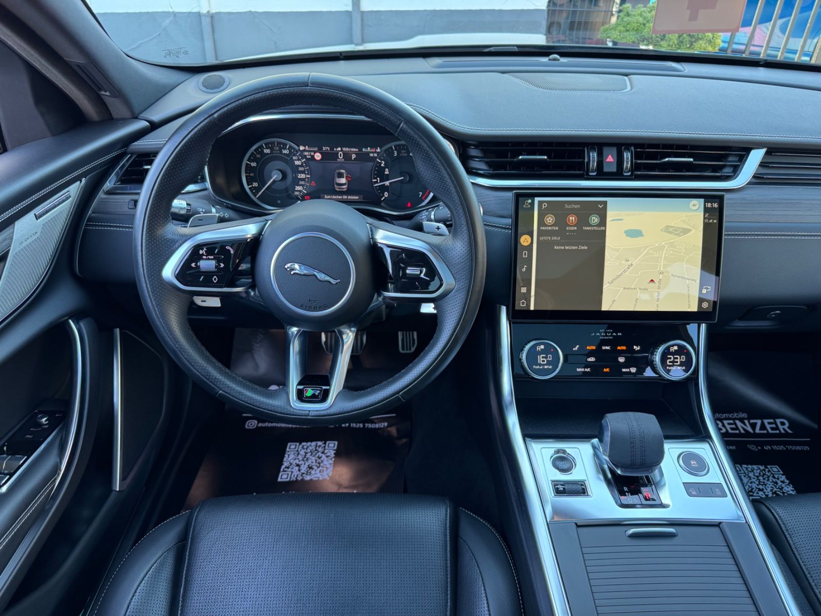 Fahrzeugabbildung Jaguar XF Sportbrake R-Dynamic SE AWD/PANO/KAM/MERIDIAN