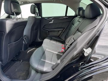 Mercedes E 250 - 12