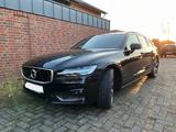 Volvo V60 T5 AWD R-Design, 250 PS,  Automatik, LED - Volvo V60: Ps