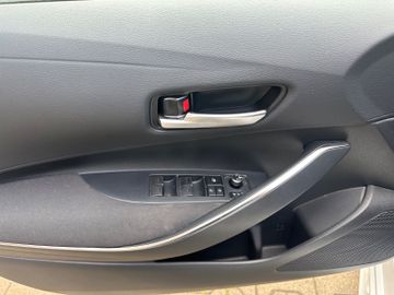 Toyota Corolla - 5