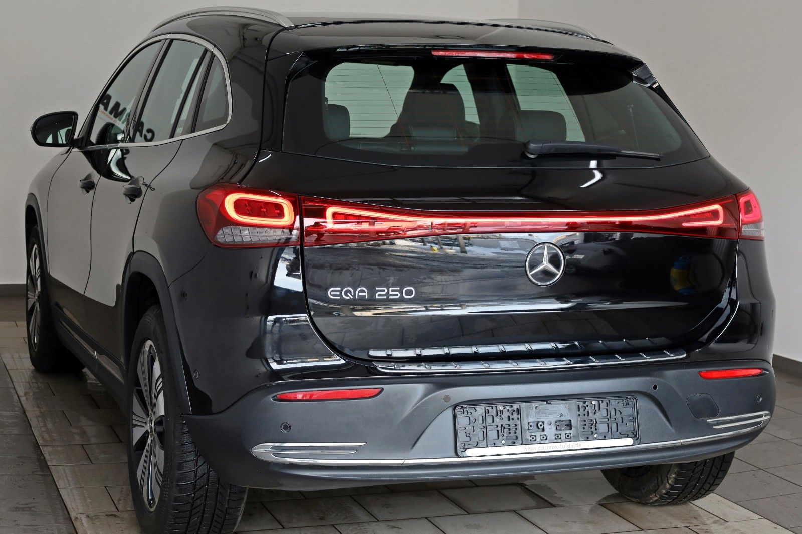 Fahrzeugabbildung Mercedes-Benz EQA 250, Progressive T.Leder,Navi,LED,SH,Kamera